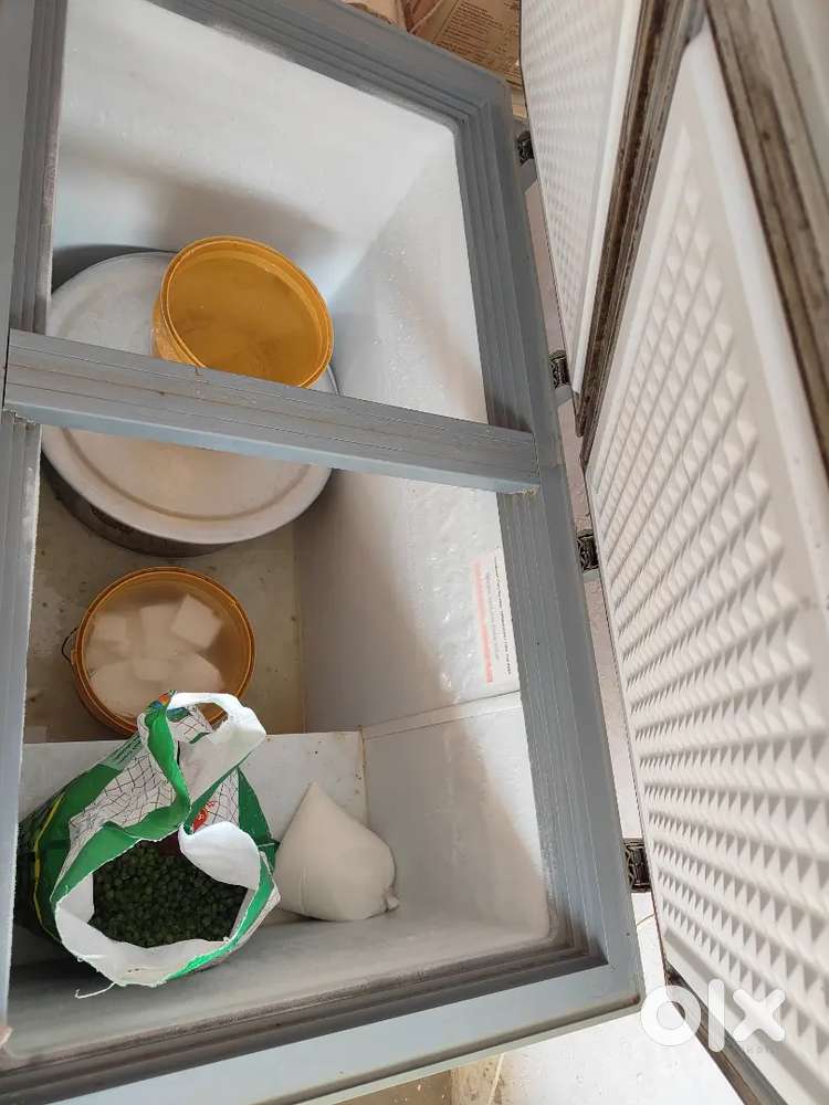 TATA VOLTAS 320 DEEP  FREEZER