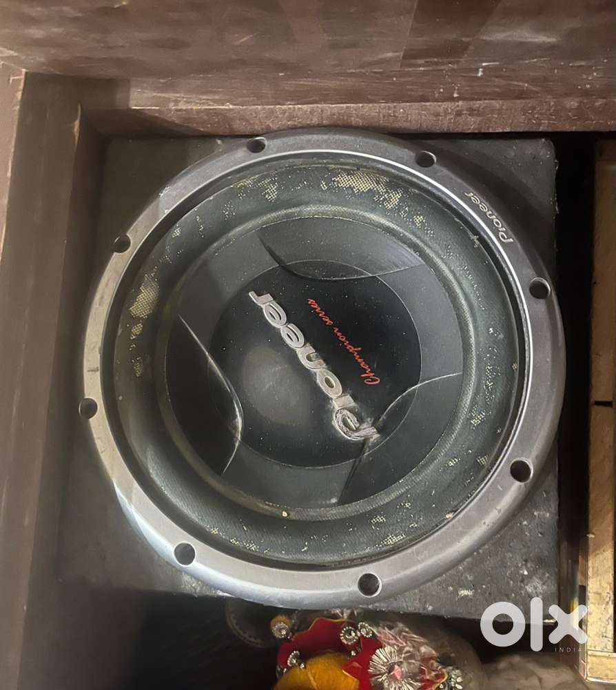 Pioneer woofer 1300 wtt w308d4