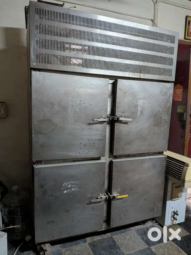 Standing 4 door  freezer for urgent sale
