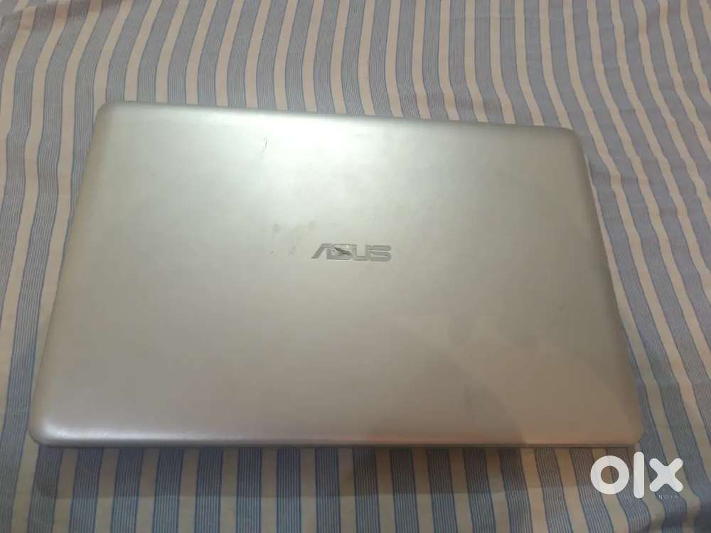 Asus laptop