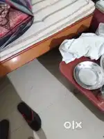 સેટી સિંગલ વેચવાની છે,