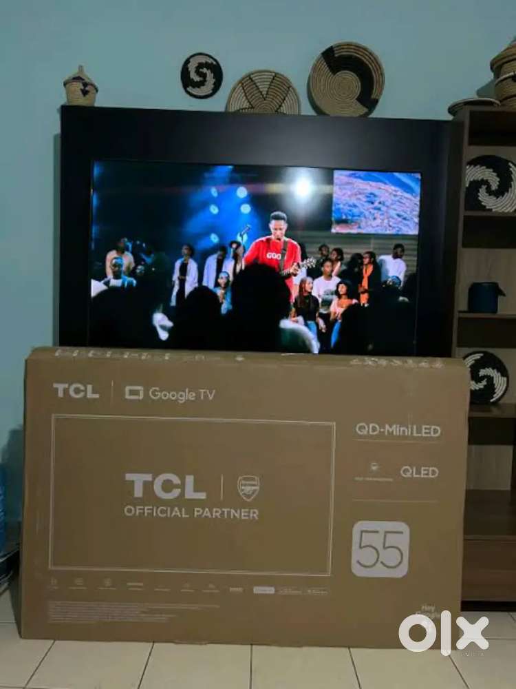 Frameless smartv with new features of TCL Brand