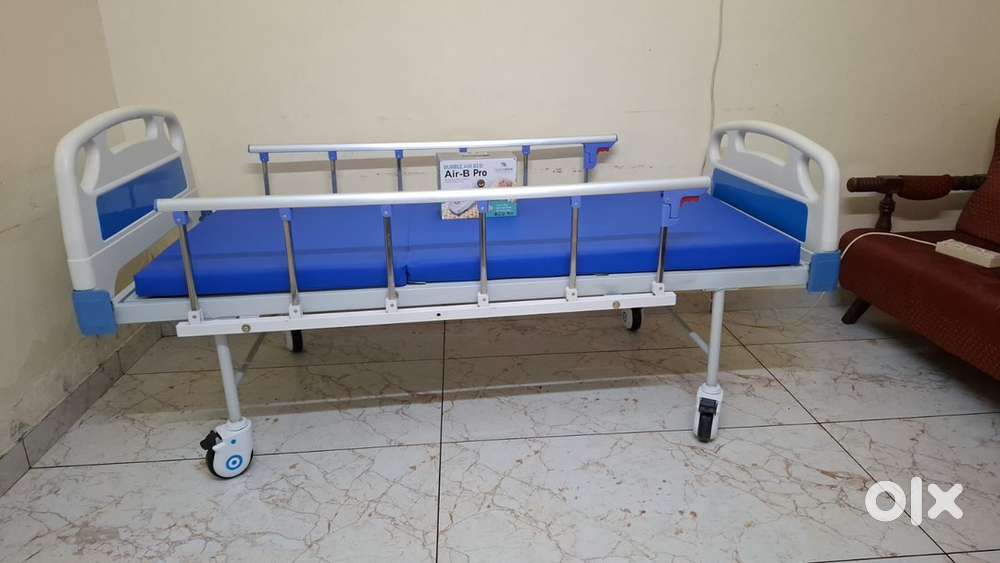 Hospital bed with 1 hydrolic function