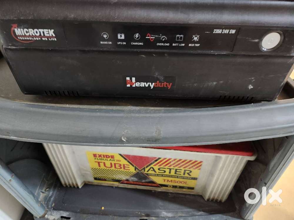 Double battery invertor