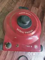 Pizza maker