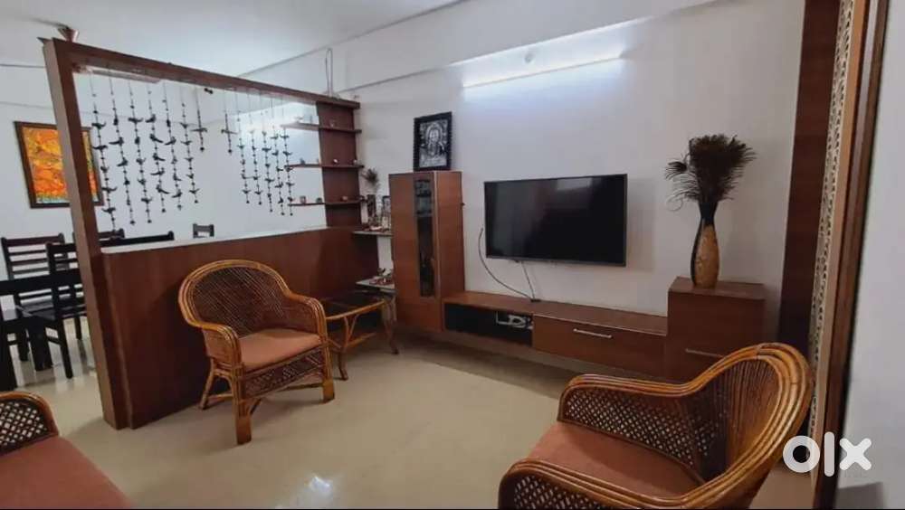 Flat for sale at Tripunithura Eroor main road