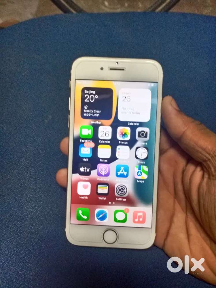 iPhone 6s 64GB 100%battery health new condition