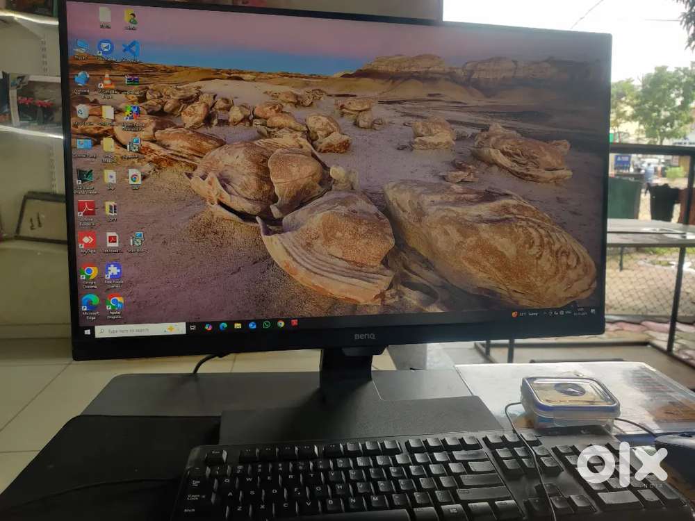 desktop computer