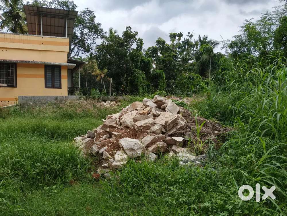 THIRUMALA HOUSE FOR SALE .4.CENT.30.LAKH