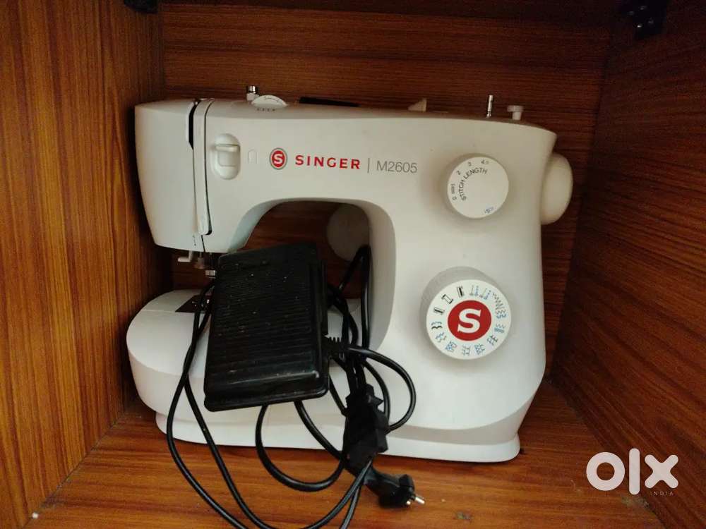 Singer M2605