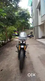 Triumph Scrambler 400 X
