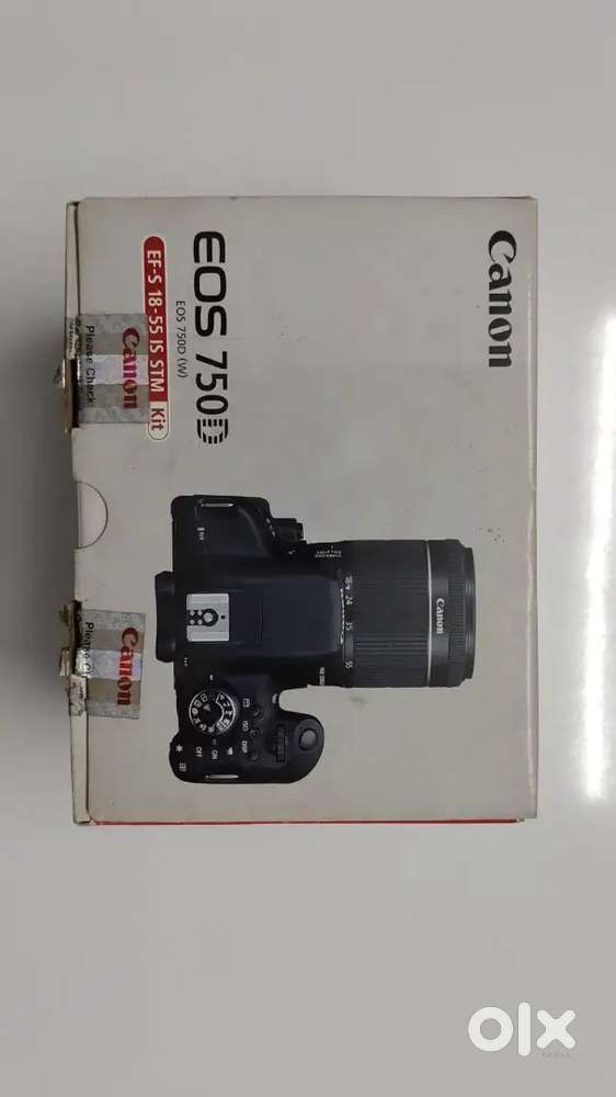 Canon 750D DSLR with 3 lenses, Mike and bag