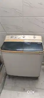 Samsung semi automatic washing machine