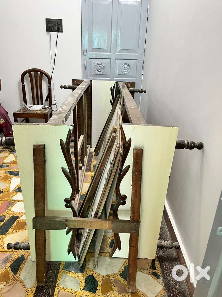 Old bed still in a good comdition