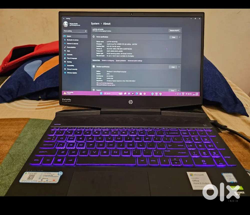 Gaming laptop with graphics card, sdd