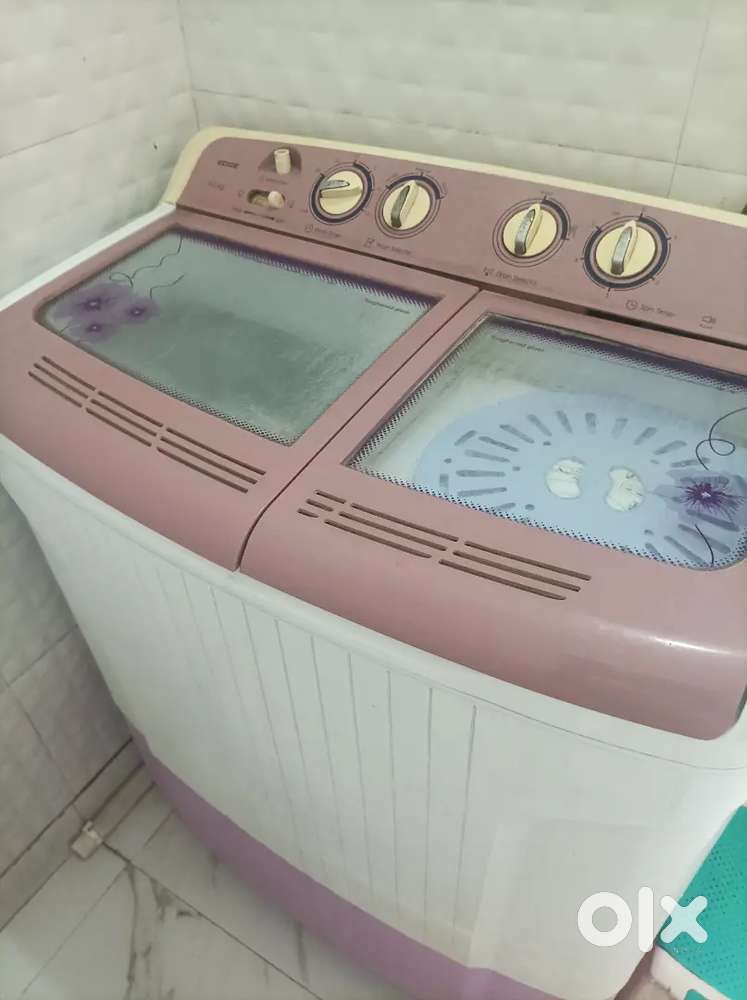Selling semi washing machine
