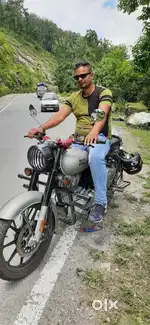Classics gun mental grey royal enfield is good condition,  latest 2020