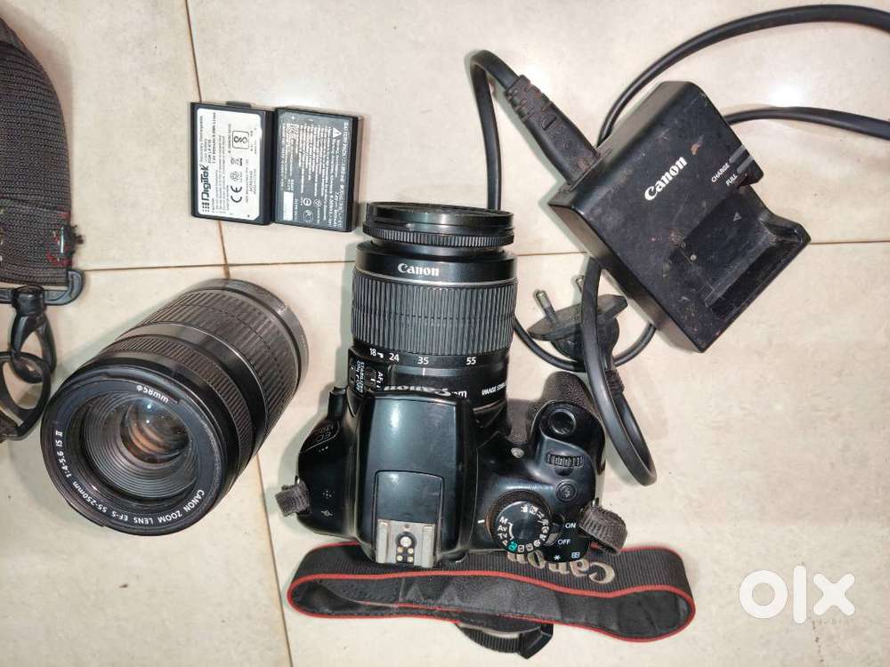 Canon1300D camera for sale