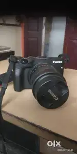 Canon EOS M3 mirror less