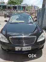 Mercedes-Benz S-Class 2006 Petrol Well Maintained