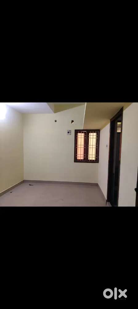 House  for lease Valasaravakkam