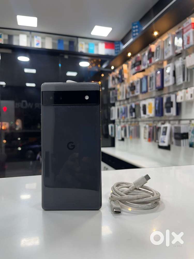 Google Pixel 6a _ 6 GB Ram / 128 GB Storage