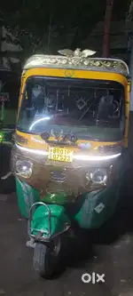 cng + Petrol auto