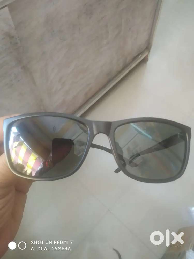Fastrack google in new brand condition with box pack also for sale
