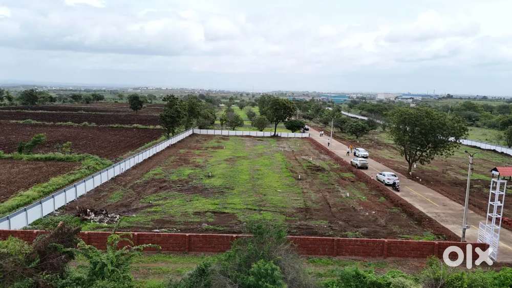 Farm house plots near Uruli kanchan boriaindi
