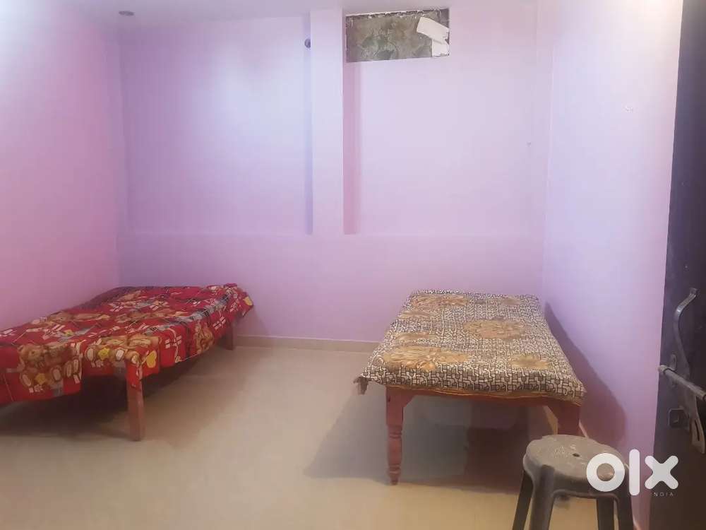 Room for rent ( only girls )