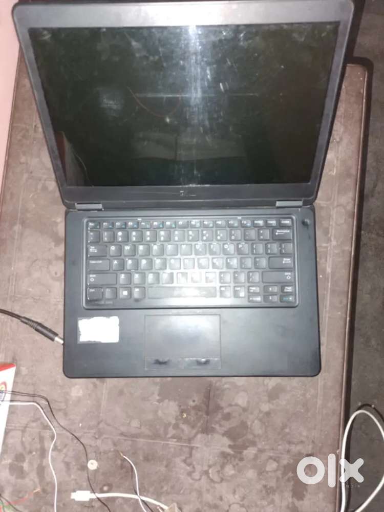 Dell ka leptop hai inter i5 hai