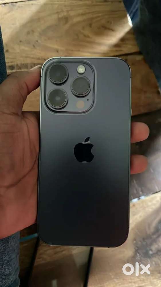 I phone 14 pro 256 bhatty helath 78 hai