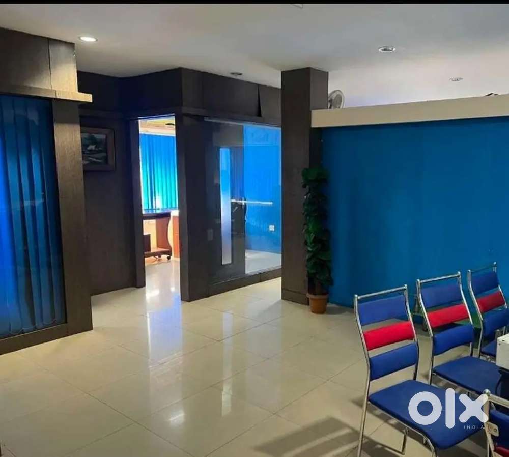 3000 SQFT FURNISHED OFFICE - INSTITUTION SPACE FOR RENT AT VYTTILA