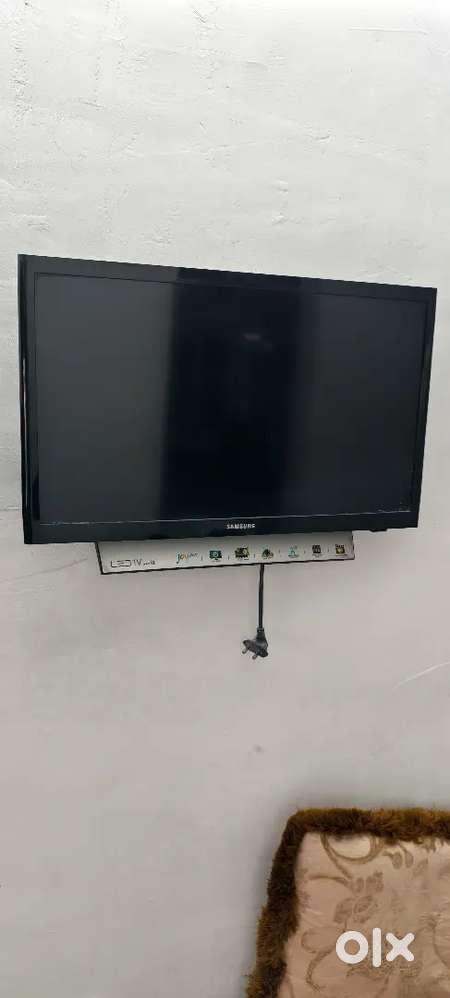 Samsung Series 4 LED TV 24-inch – Excellent Condition