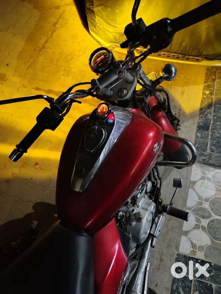 Avenger 220