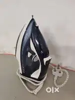 1 month old in working condition Agaro Ceramic 2200W steam iron