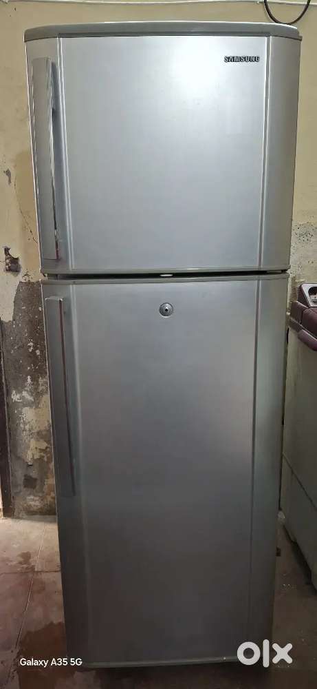 Maa Vaishno fridge and washing machine sells and buy out and reapering