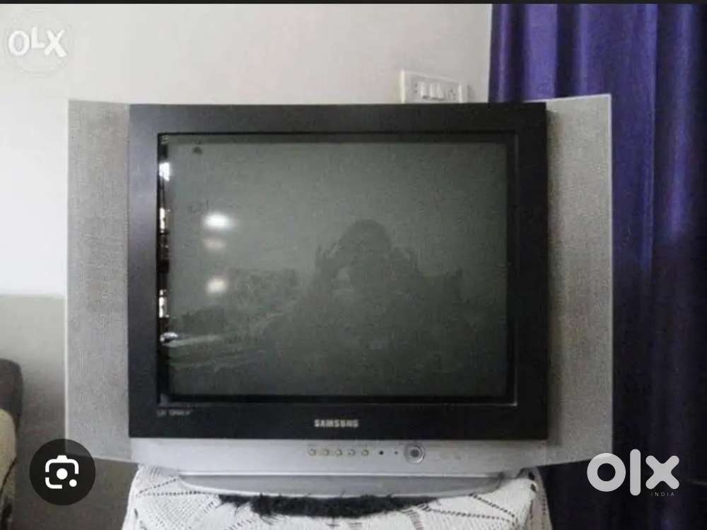 Samsung 41 inches tv box type clean and Mint on condition