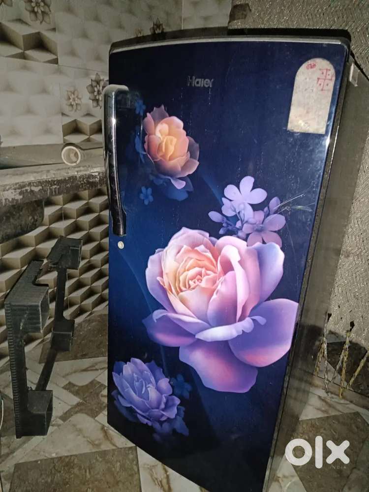 Good condition only 1 year old fridge
