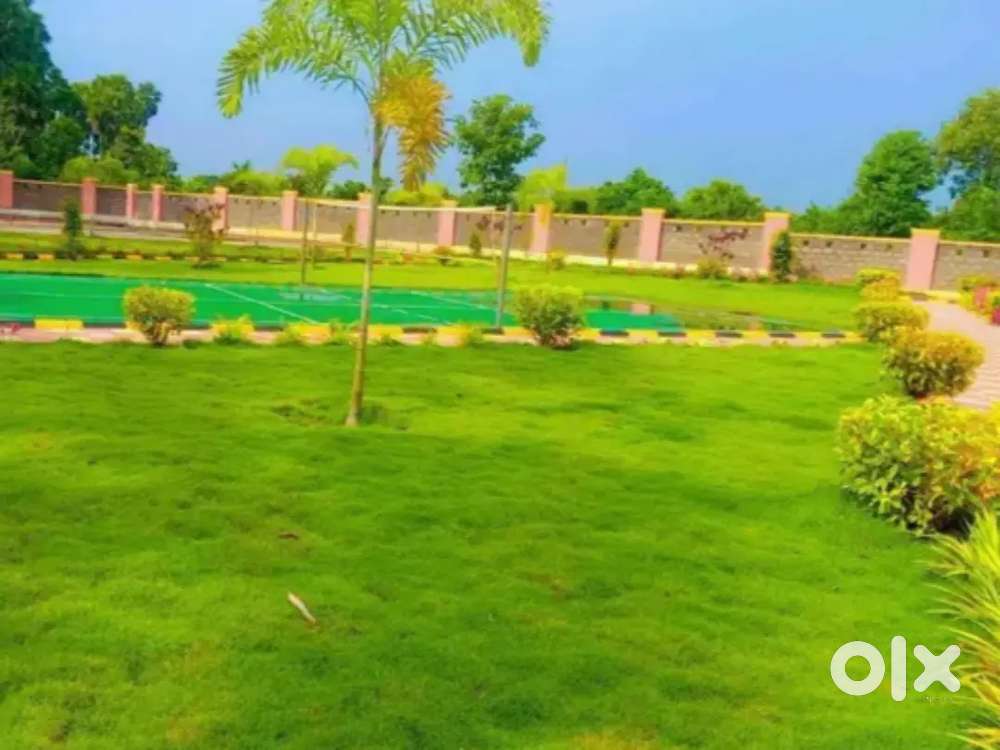 RESIDENTIAL LAND FOR SALE.
