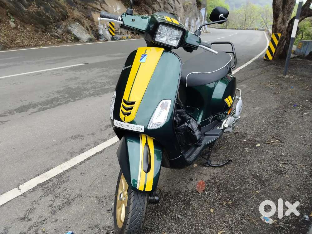 Vespa sxl 125 racing sixties