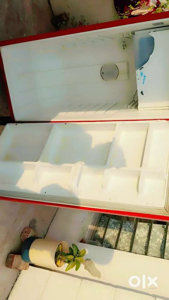 Good frize in good condition red color godrej  company
