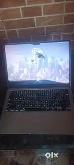 Apple M2 Air