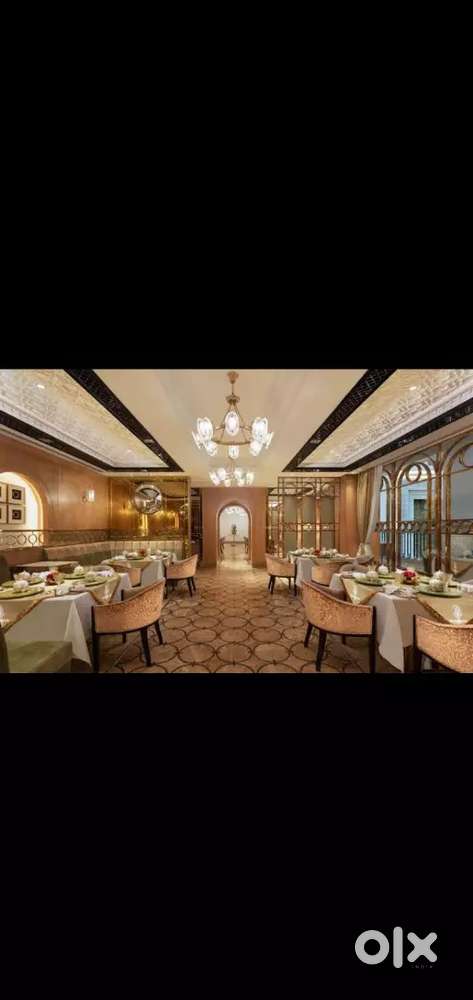 Moriwala , waiter, Captain