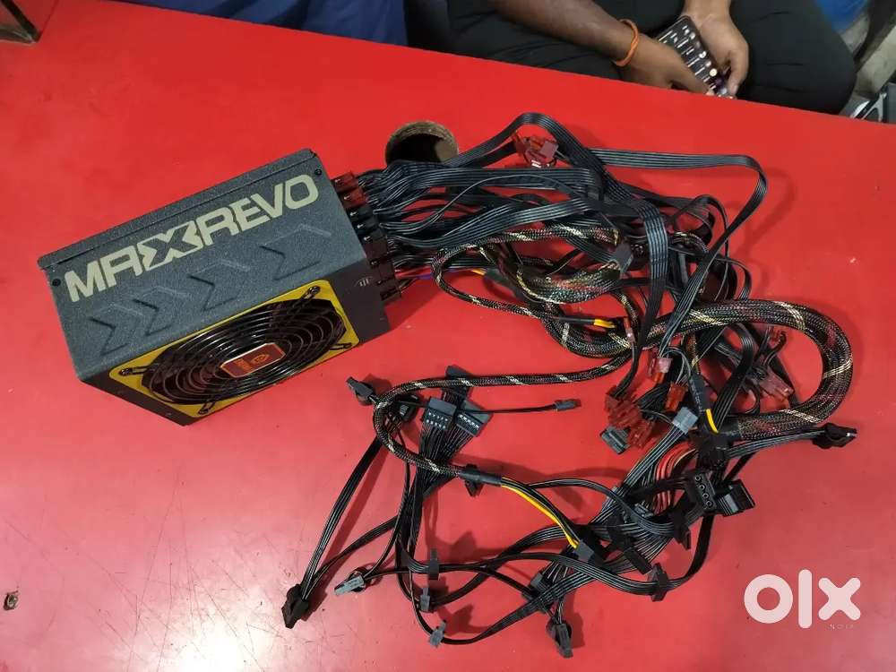 1350 W maxrevo 80 plus Gold power supply perfect working