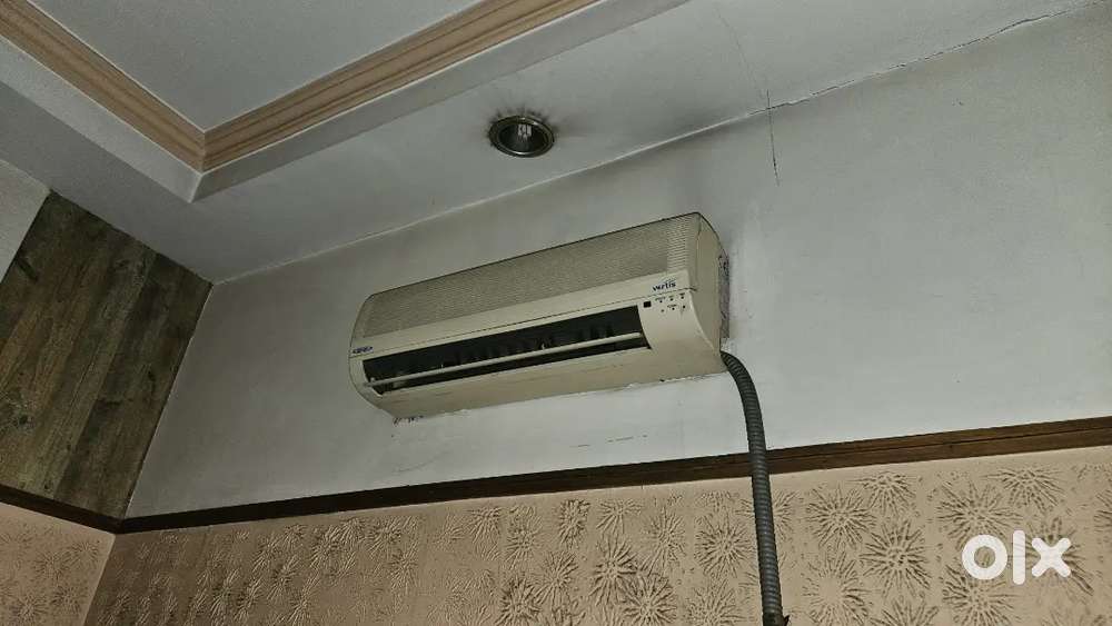 1mt Split Ac working