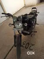 Bullet 350 Mate Black Color