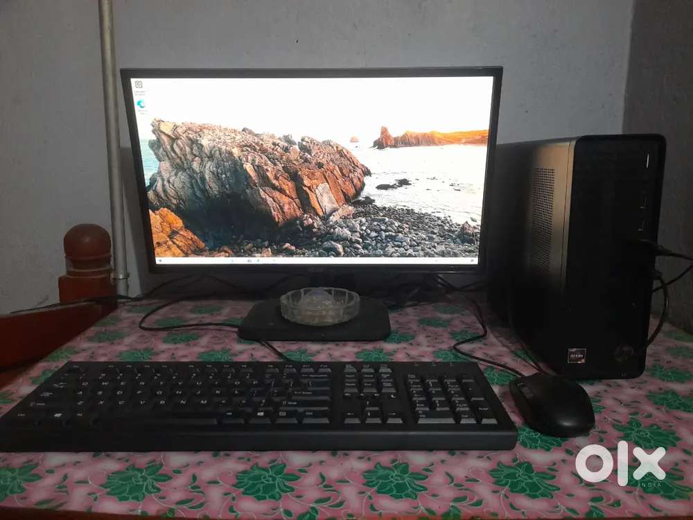 HP Desktop PC  AMD PROCCESOR  1TB Storage  Acer 21 Inch Monitor