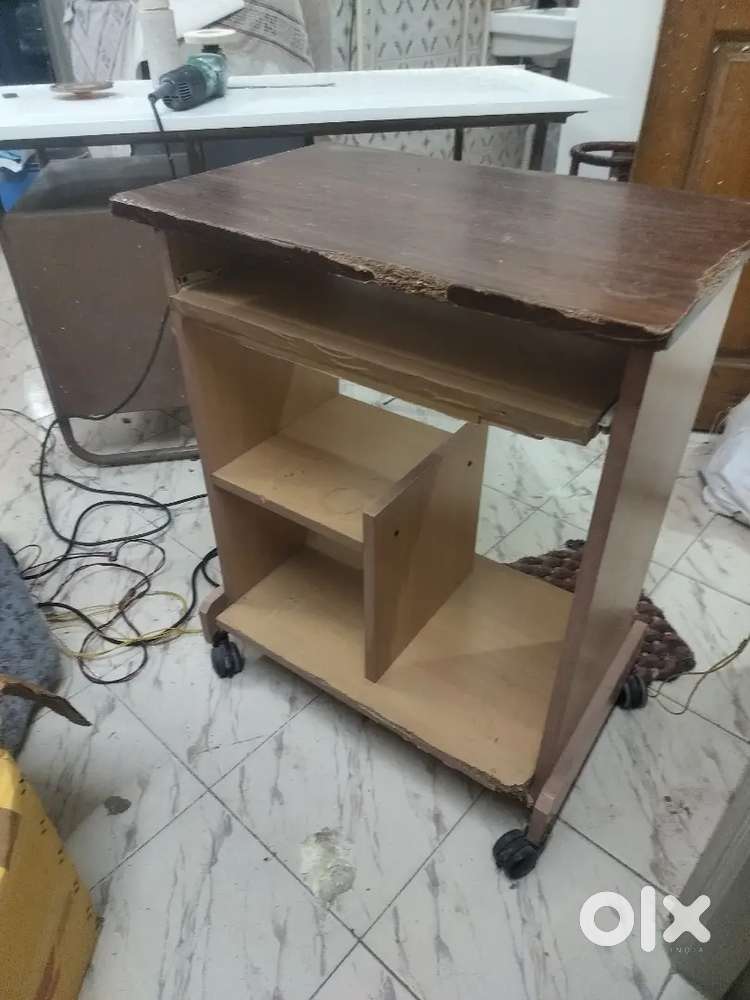 Computer Table