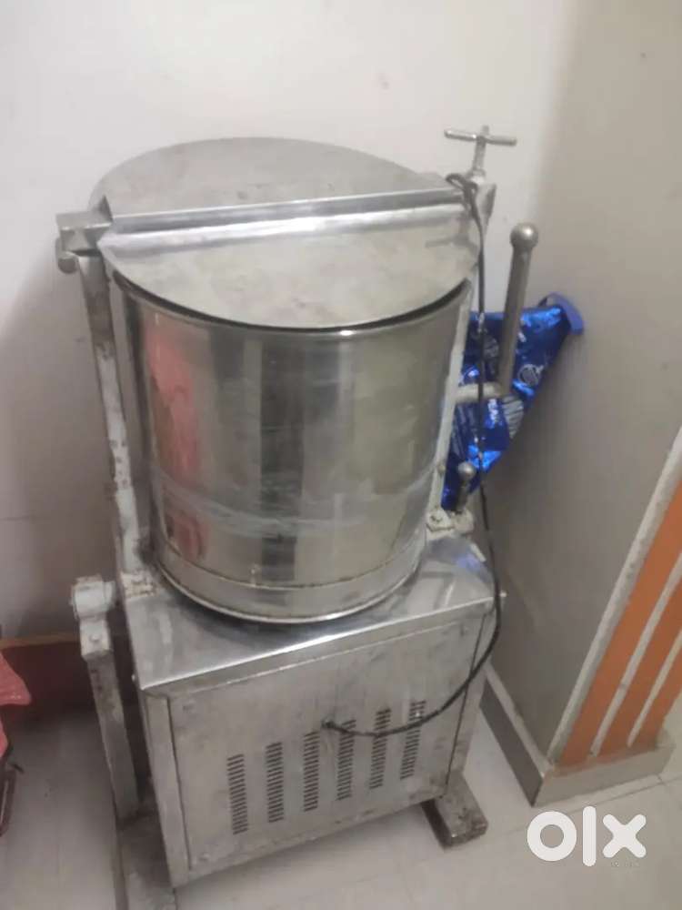 Commercial grinder, fridge, tinning table